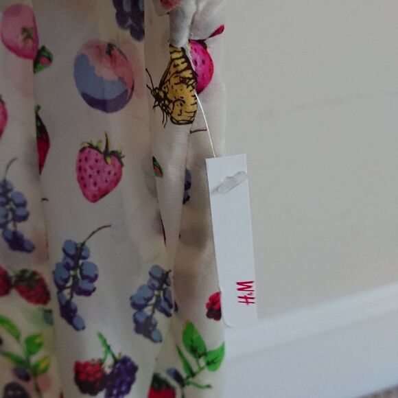 Versace x H&M colorful fruits top - Picture 10 of 12